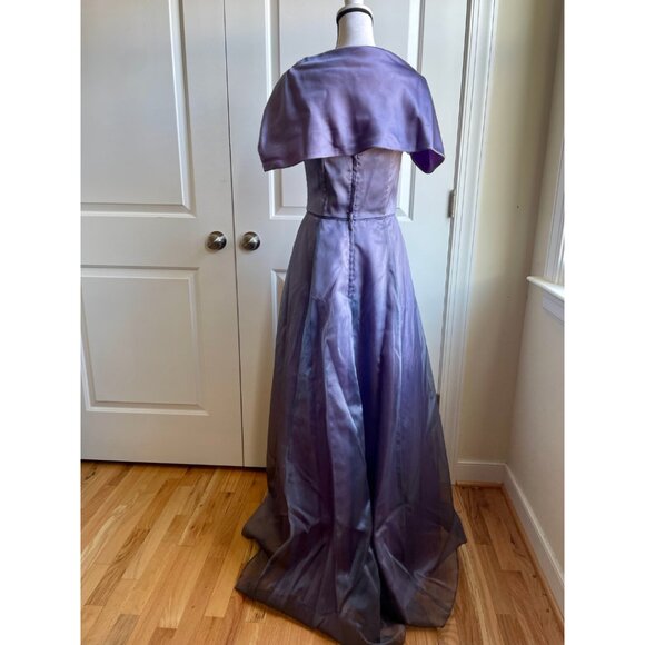 Jessica McClintock Lavender Satin Formal Gown - Size 8 - Picture 3 of 10